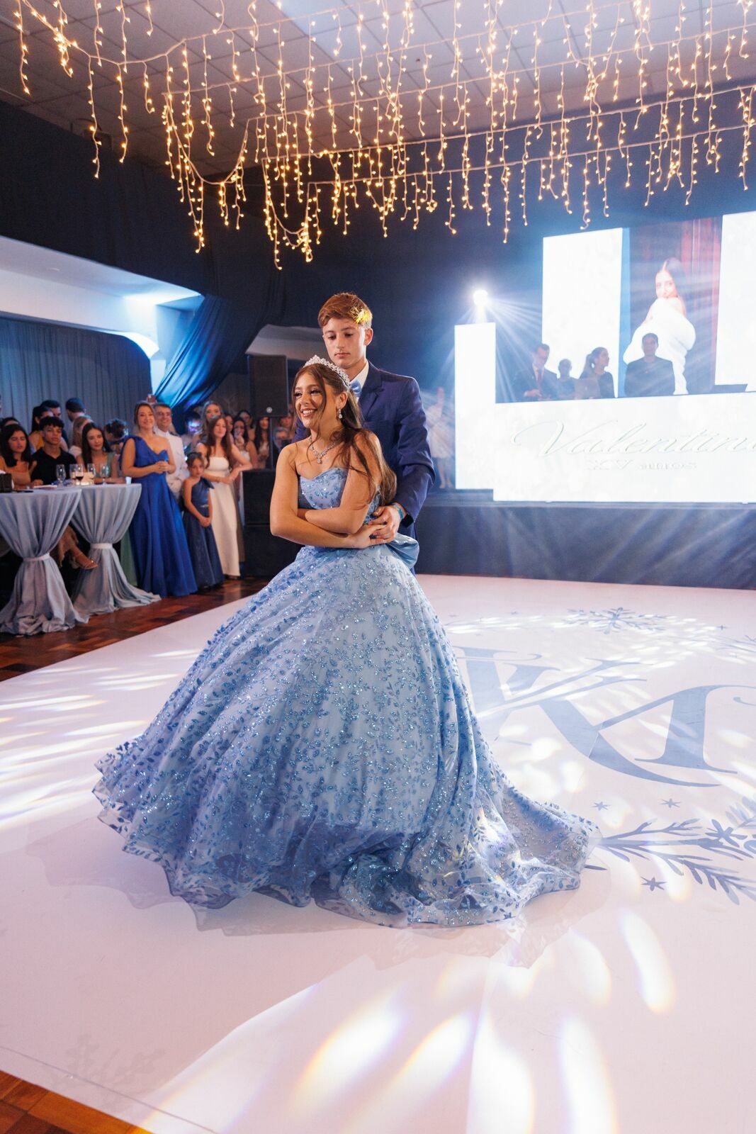 Foto Aniversário da Valentina 15 Anos no Clube Náutico Cruzeiro do Sul - Fotógrafo em Joinville - Imagem 143