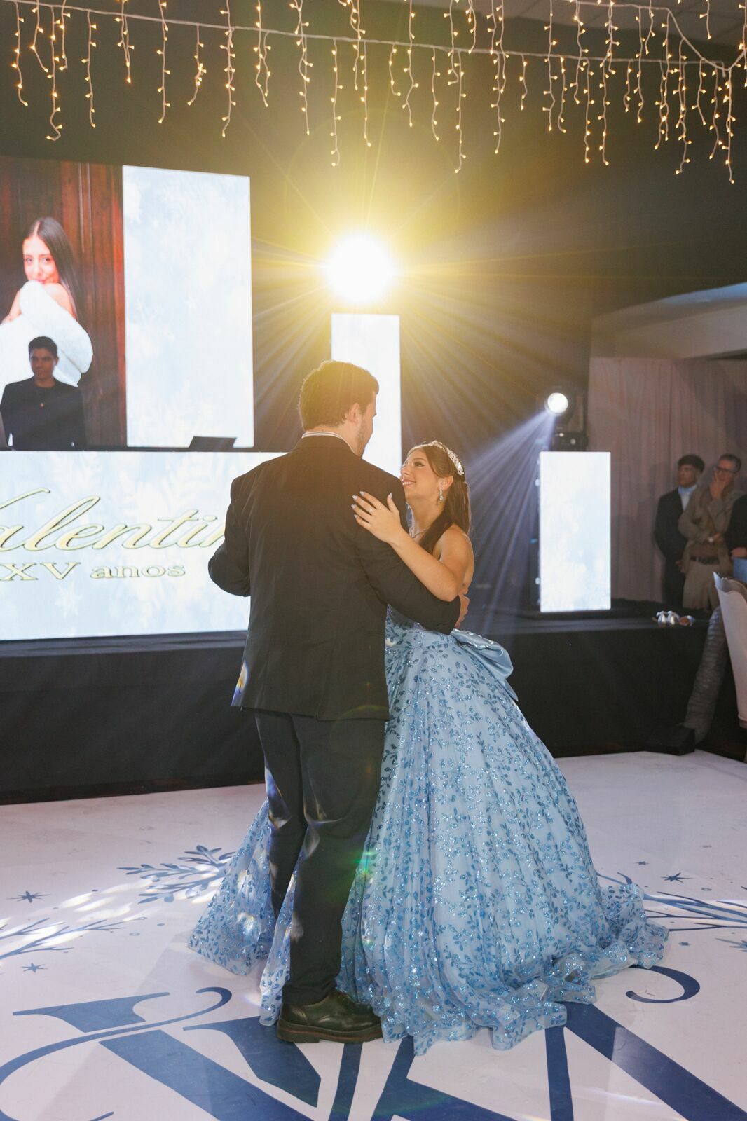 Foto Aniversário da Valentina 15 Anos no Clube Náutico Cruzeiro do Sul - Fotógrafo em Joinville - Imagem 137