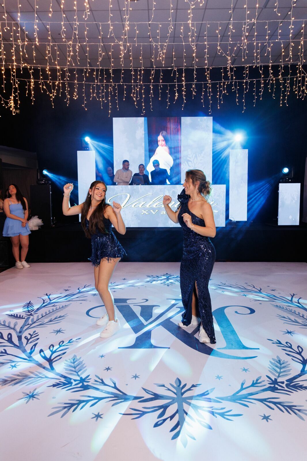 Foto Aniversário da Valentina 15 Anos no Clube Náutico Cruzeiro do Sul - Fotógrafo em Joinville - Imagem 214