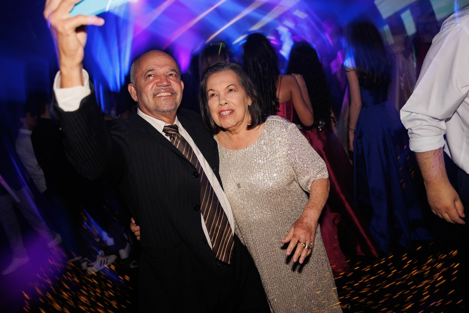 Foto Aniversário da Manu 15 Anos no Joinville Tênis Clube - Fotógrafo em Joinville - Imagem 192