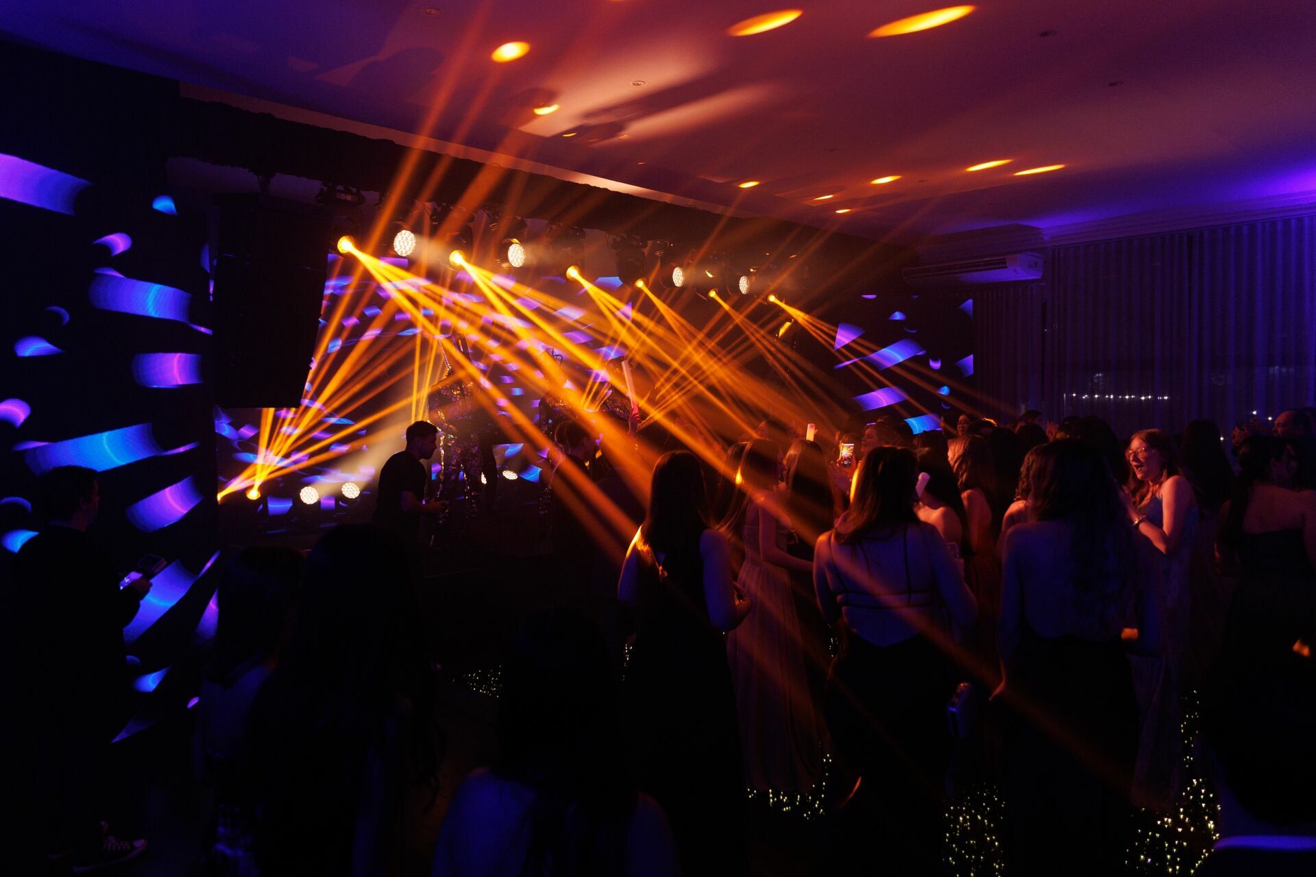 Foto Aniversário da Manu 15 Anos no Joinville Tênis Clube - Fotógrafo em Joinville - Imagem 177