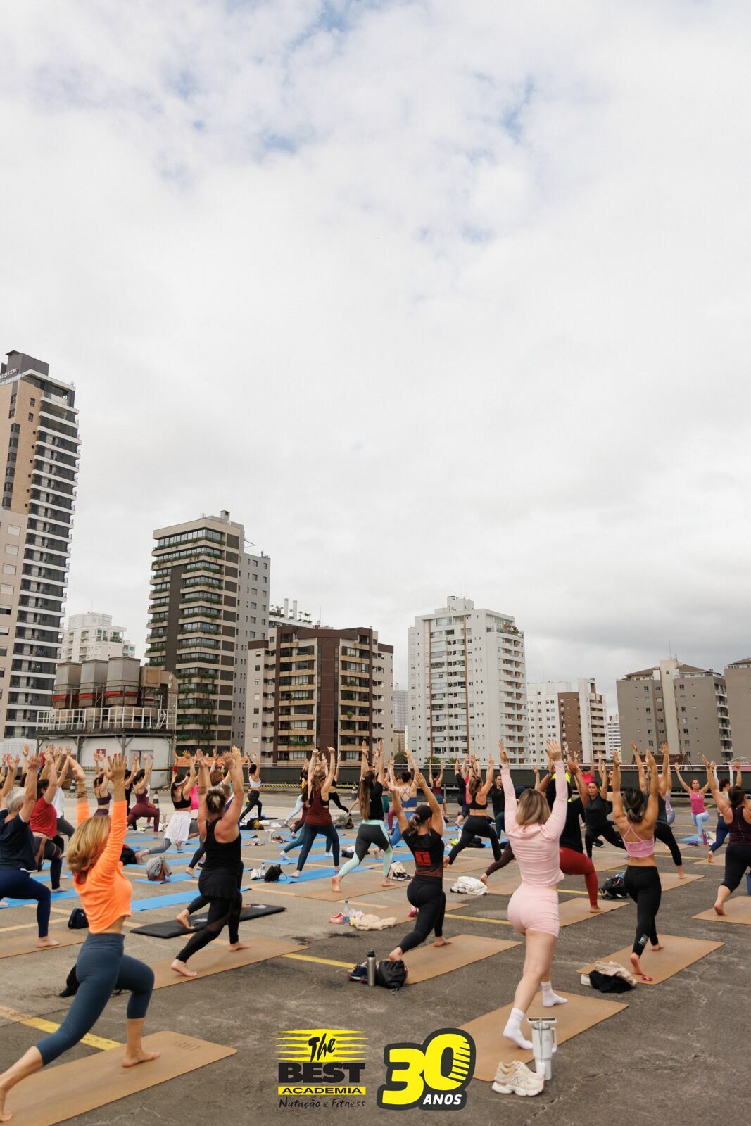 Foto Yoga no Shopping Mueller em Joinville - Fotógrafo em Joinville Foto Yoga no Shopping Mueller em Joinville - Fotógrafo em Joinville - Imagem 9